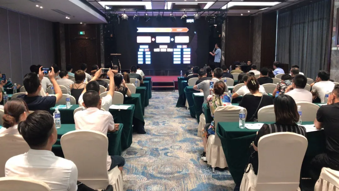 长沙餐饮营销会结束,排队网大咖解析新一代储值方案(图2)