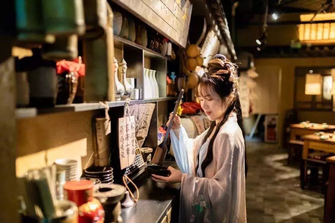 对于年轻食客,如何才能撩动他们的心呢?(图11)